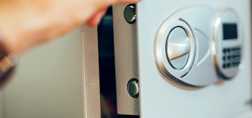 Fingerprint Safe Openers in Tustin, CA